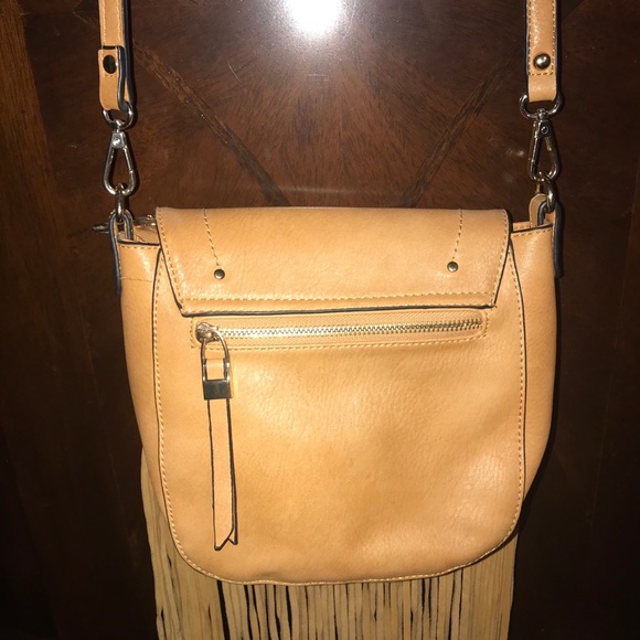 Fringe Crossbody - Picture 4 of 8